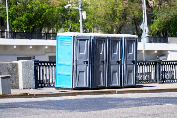 Portable Toilet Options We Offer in Evergreen Park, IL